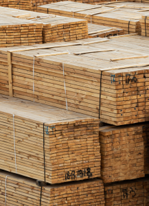 مصنع لوح خشب timber المنشور Lumber استخدام كمواد بنائيةٍ في ...