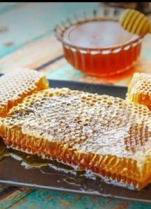 إعلان بيع العسل النقي من مناطق جبال البحر الأسود ، ...