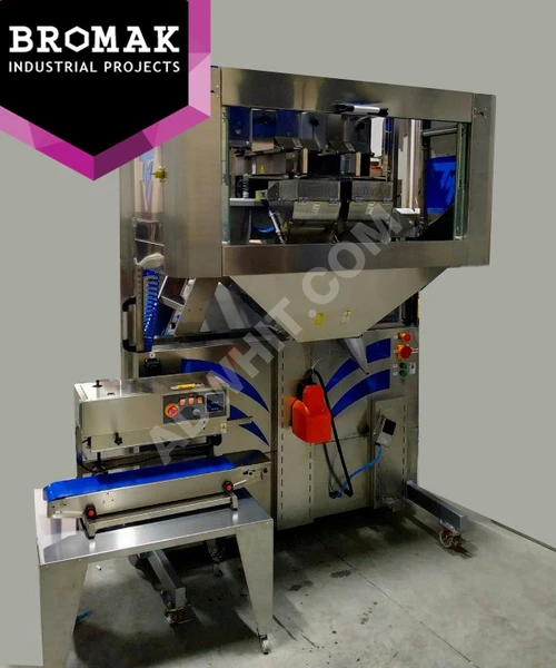 1 Kilogramlık Yarı Otomatik 4 Başlı / 2 Başlı Çay Dolum Makinesi