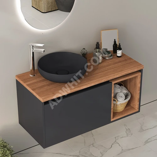 MDF'den yapılmış ve üstü solid ahşap olan bir banyo dolabı