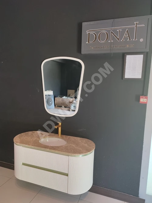 Banyo dolapı