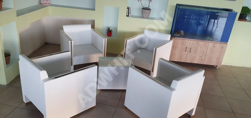 Bekleme alanı içi  koltukları