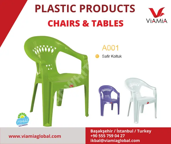 Plastik bahçe masaları ve sandalyeleri