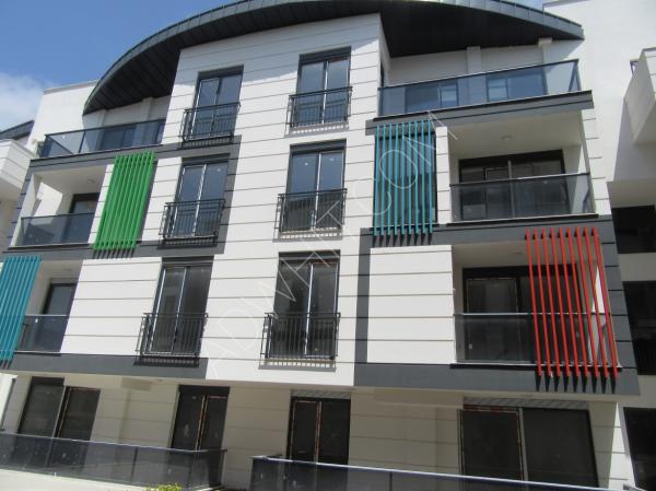انطاليا - لارا - شقة دوبكس سوبر لوكس ضمن مجمع جديد بالكامل .
