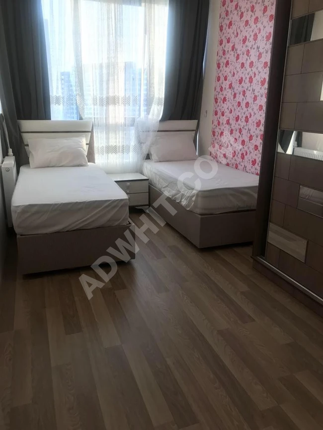 yeni eşyalı 3 odalı aylık olarak kiralık daire