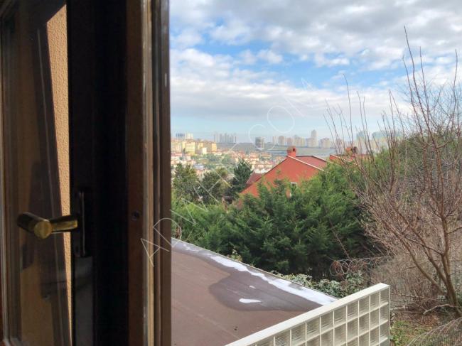 İstanbul'da toplu konut villa içinde kiralık lüks villa
