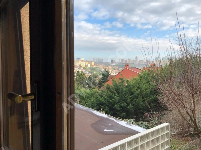 İstanbul bahçeşehir'in en lüks toplu konutlarından birinde aylık kiralık villa