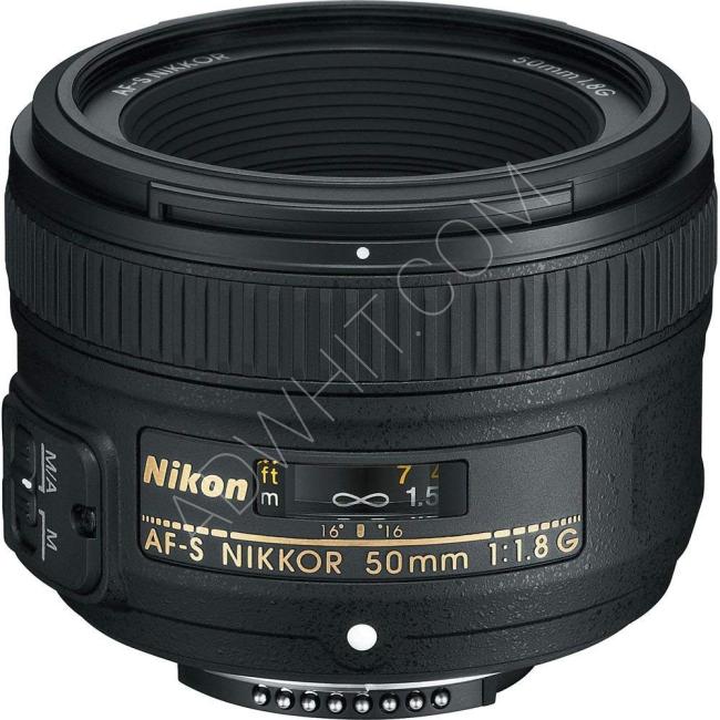 Nikon D7200 18-140 MM kit + 50 MM Lens