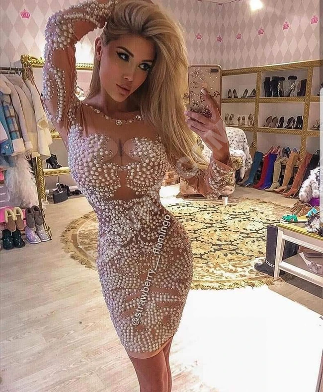ارقى الفساتين للمبيع بلجملة والمفرق