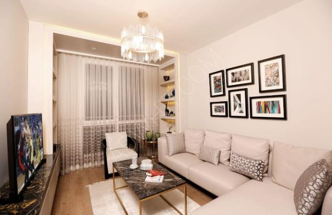 شقة فاخرة بسعر مغري للبيع في منطقة بيليكدوزو في اسطنبول 