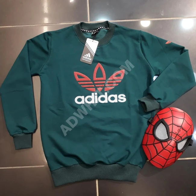 كنزه. اديداس  بجميع. الوانها 