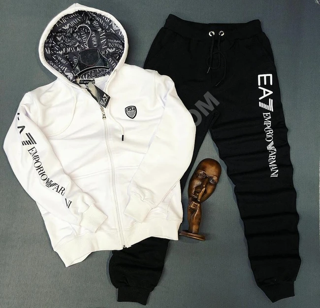 بيجمه  اديداس رجالي     باسعار مغريه 