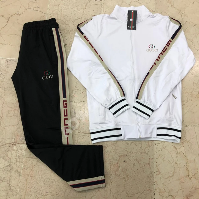 بيجامه  رجاليه. ممتازه جدن. وباسعار مغريه