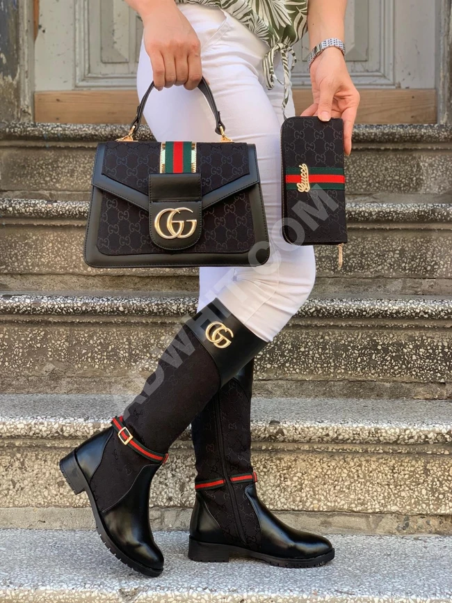 طقم شوز وشنط  