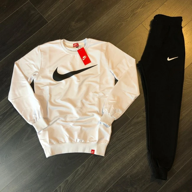 بيجامة ماركه اديدس ونايك يوجد شحن الى جميع انحاء العالم