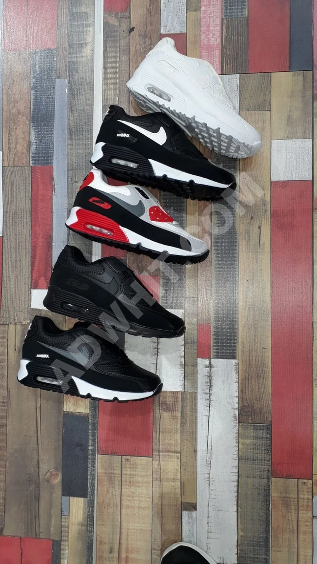 بواط سبور نوعيه جدا ممتازه يوجد جميع المديلات