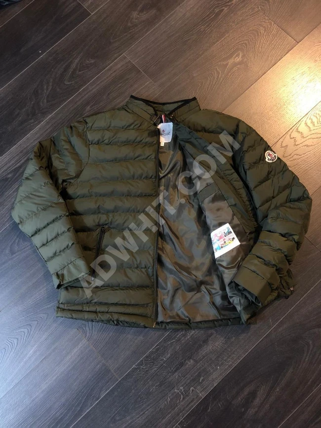 جاكيت سبور نوعيه نخب اول يوجد شحن الى جميع انحاء العالم 