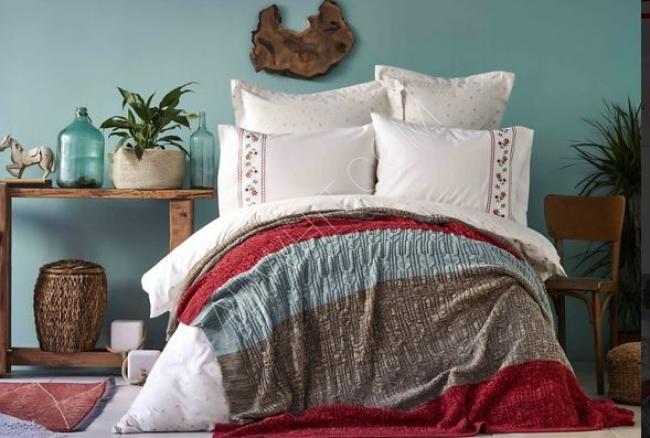 طقم غطاء سرير مزدوج مع بطانية - باسعار الجملة - كاراجا - Karaca