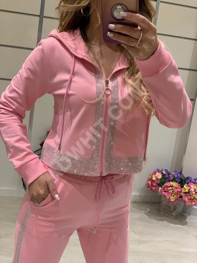 بيجامة نسائية