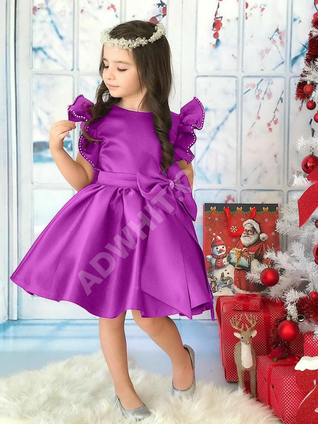 فستان بناتي بألوان مختلفة