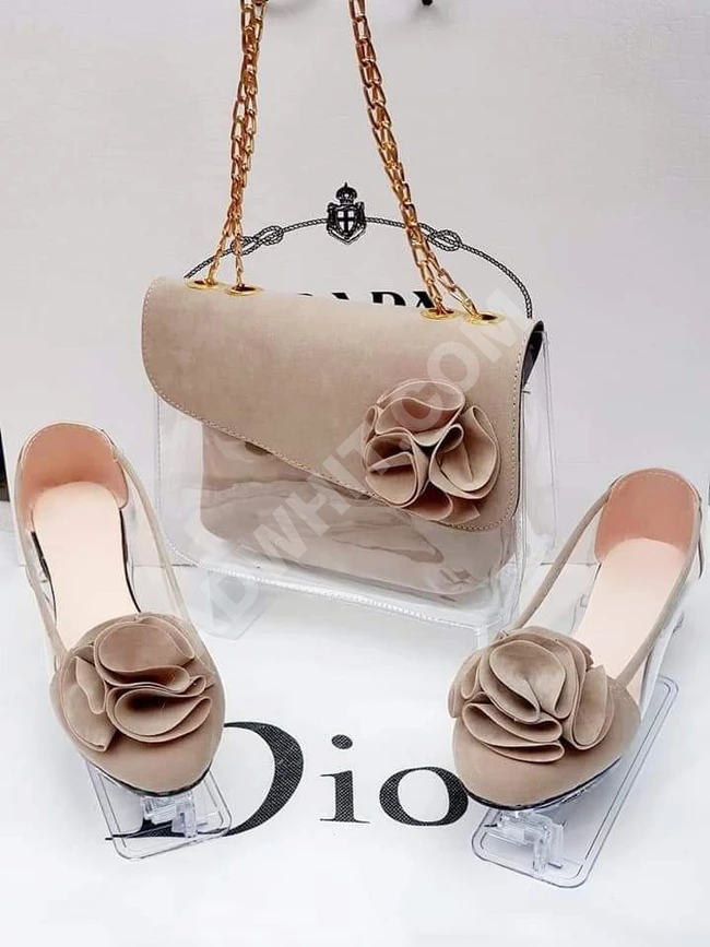 حذاء سبور مع شنطة 