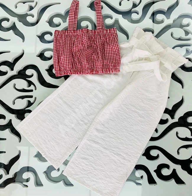 طقم بناتي سبور