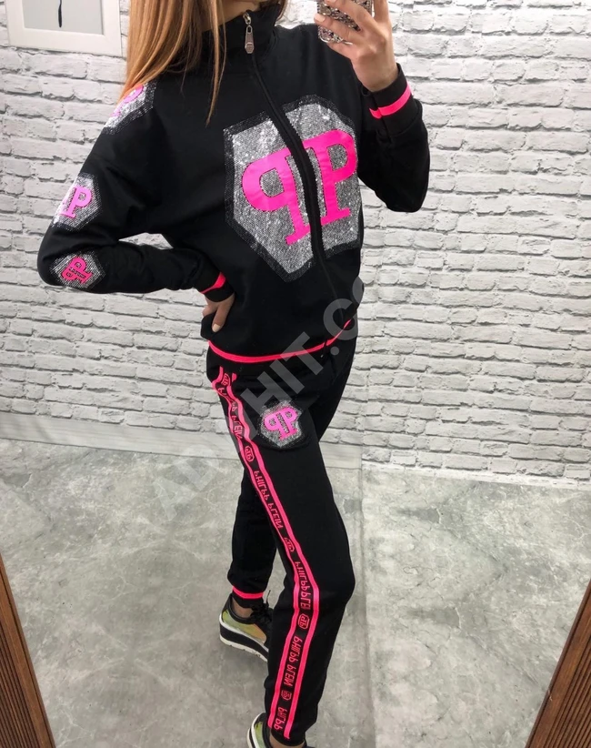 بيجامة نسائية رائعة