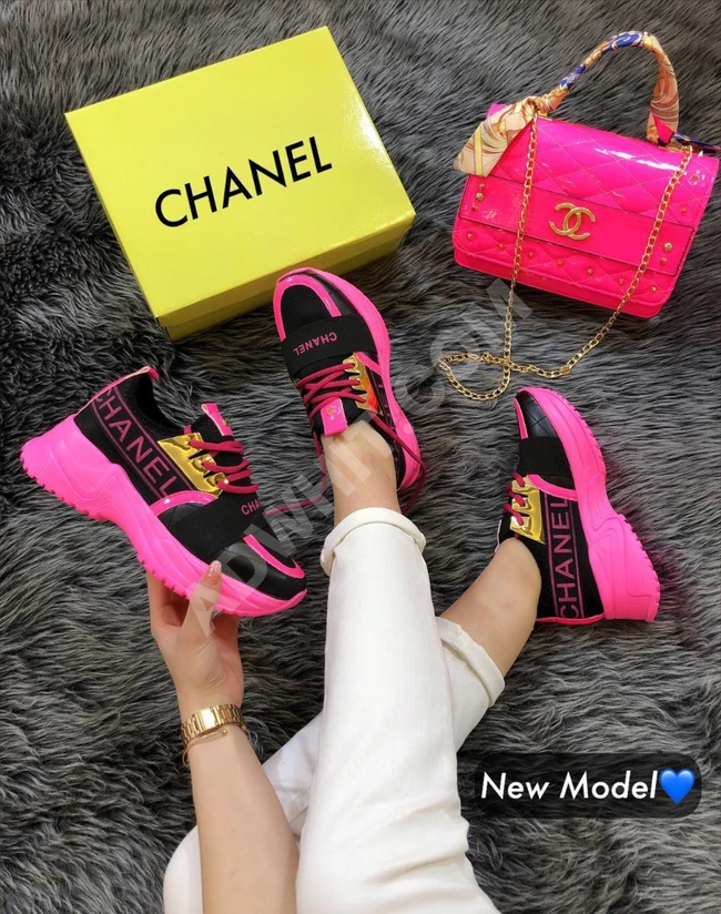 حذاء رياضي +حقيبة بألوان مميزة