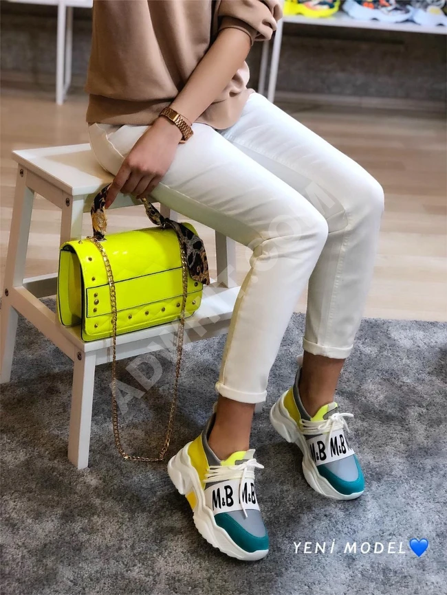 حذاء رياضي+حقيبة