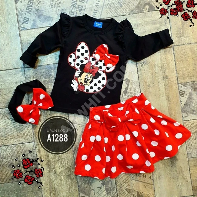 طقم بناتي مميز