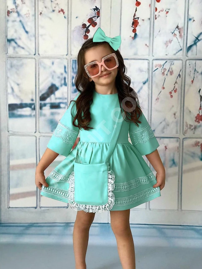 فستان بناتي رائع مع شنطة