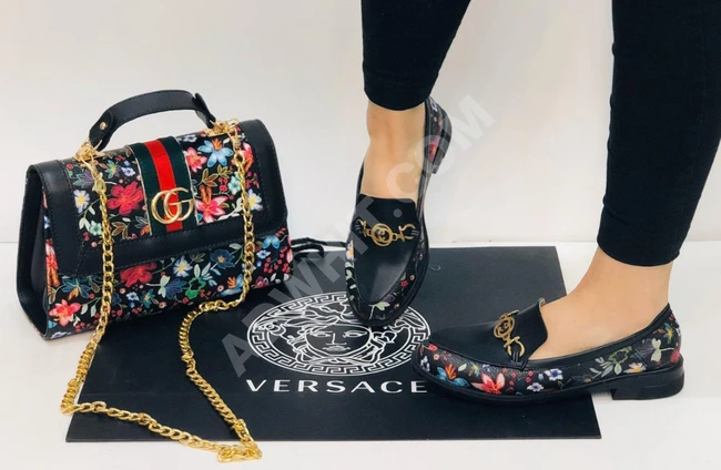 حذاء سبور +شنطة 