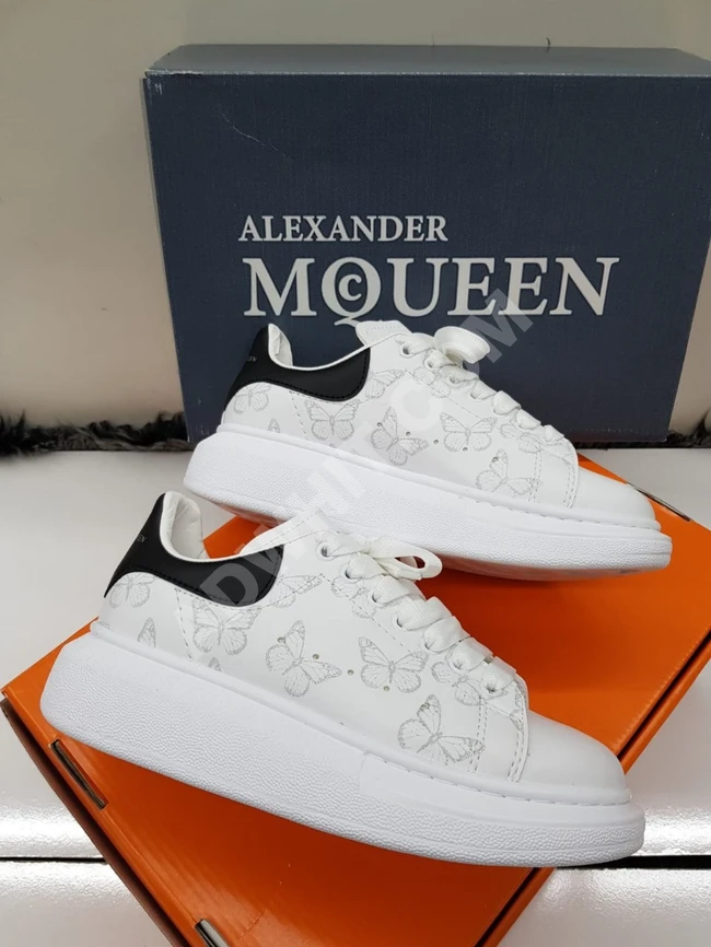 حذاء رياضي جميييل