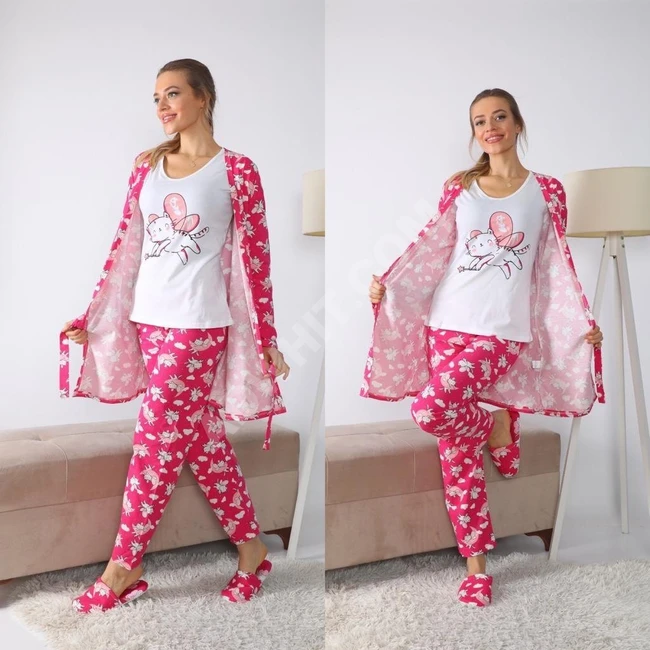 بيجامة نسائي أربع قطع مميزة