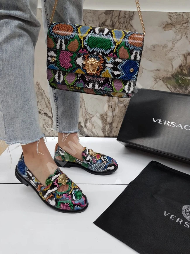 حذاء سبور مع شنطة