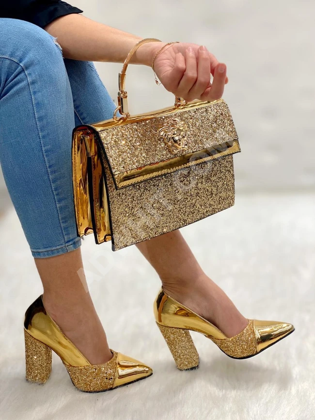 حذاء سبور مع شنطة