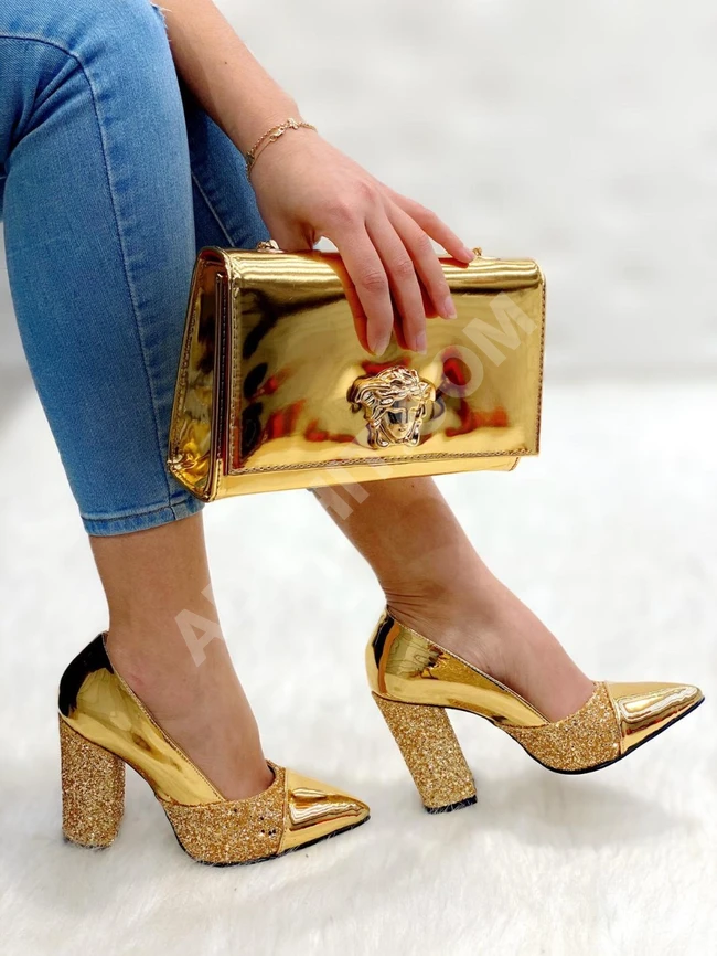 حذاء سبور مع شنطة