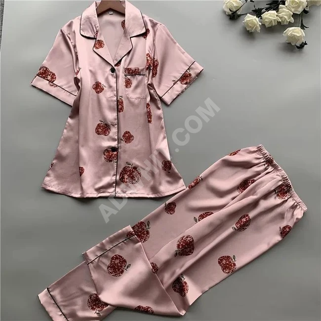 بيجامة قطعتين