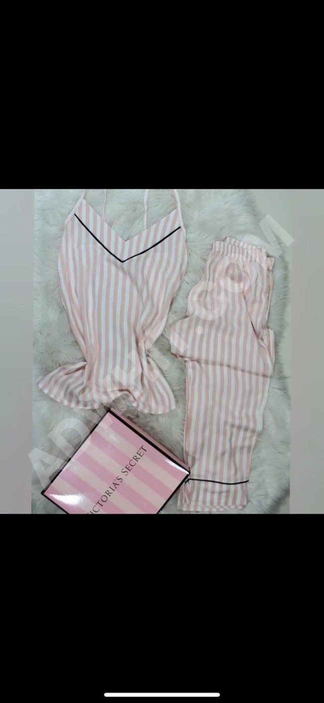 بيجامة نسائية قطعتين