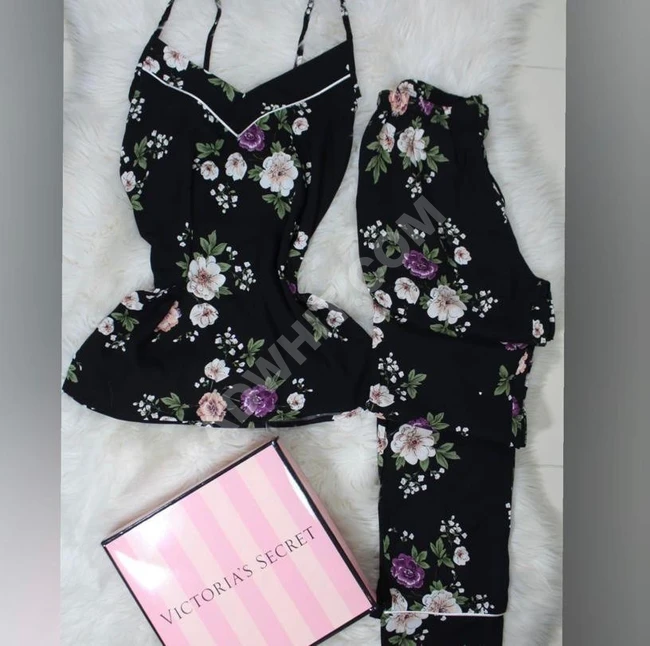 بيجامة نسائية قطعتين