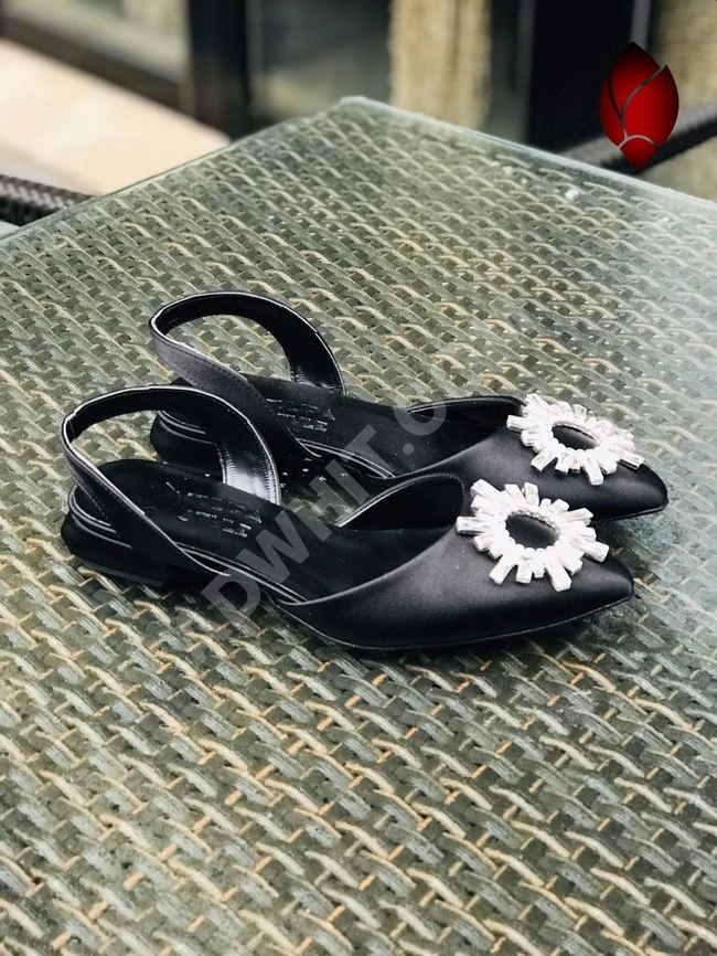 حذاء صيفي سبور بألوان متعددة