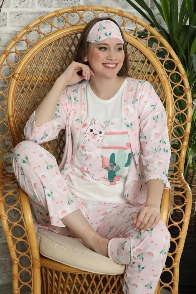 بيجامة نسائية خمس قطع بسعر مغري جدااا