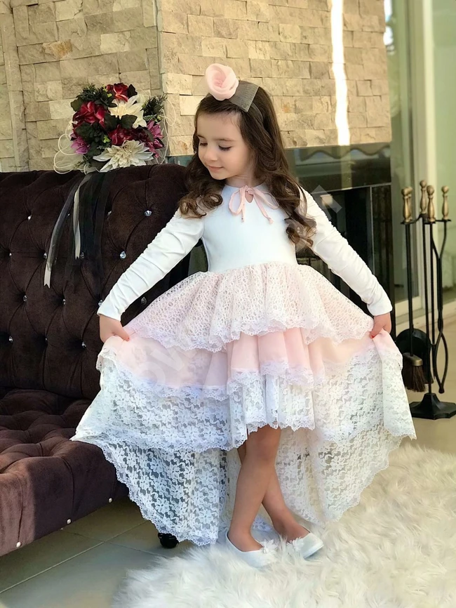 فستان مع اكسسوار للشعر