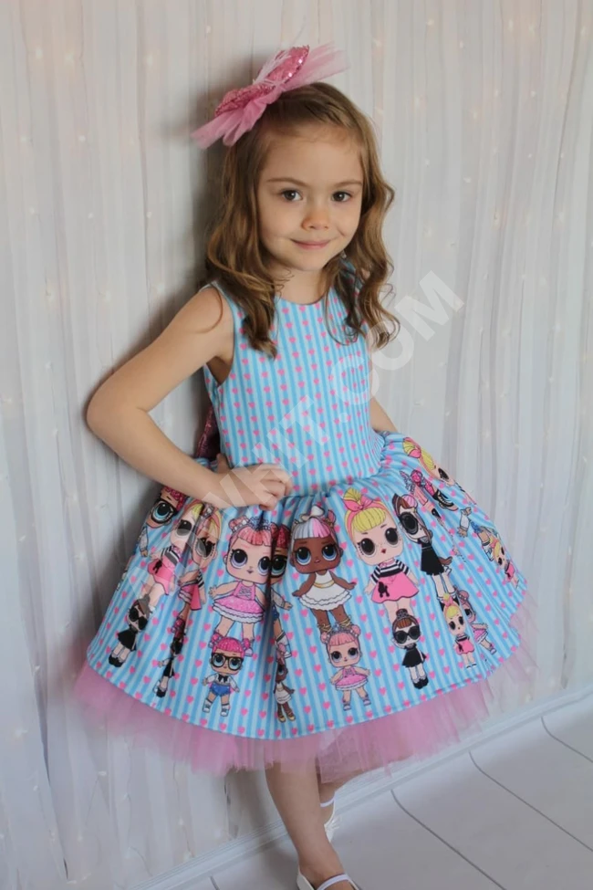 فستان بناتي مع اكسسوار للشعر