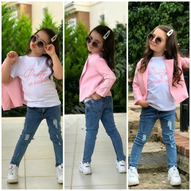 طقم بناتي ثلاث قطع