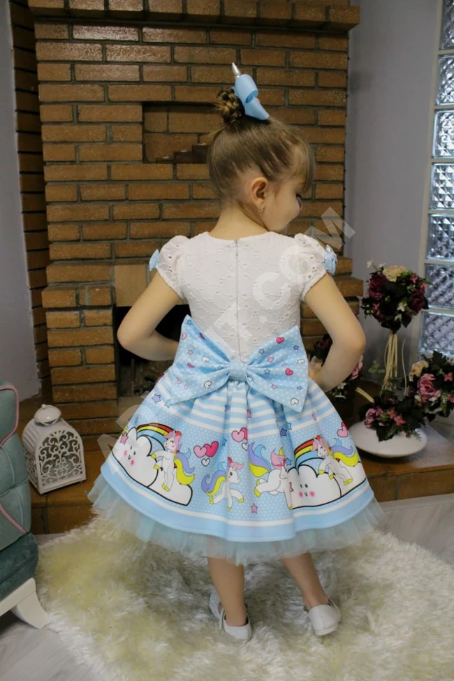 فستان بناتي مع اكسسوار للشعر