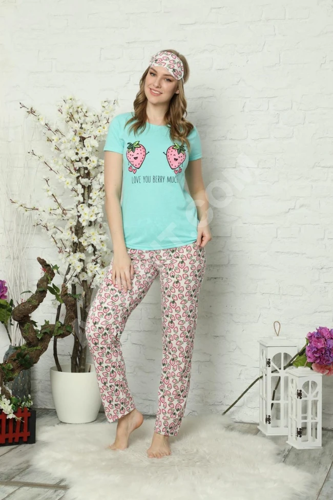 بيجاما نوم نسائية