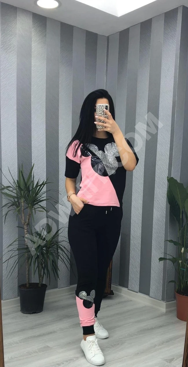 بيجاما سبور نسائي