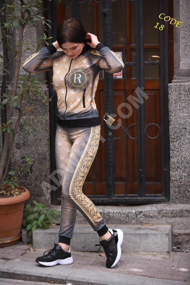 بيجاما سبور نسائية