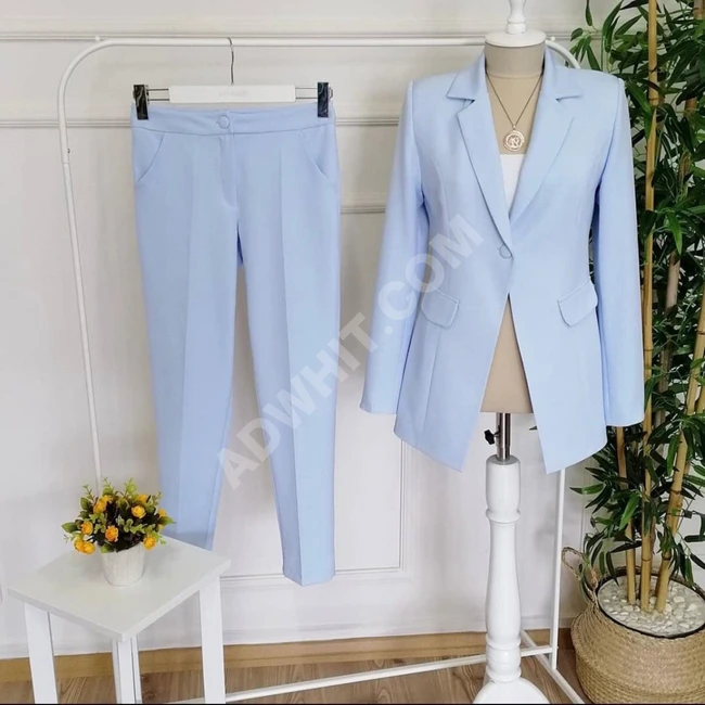 طقم رسمي نسائي